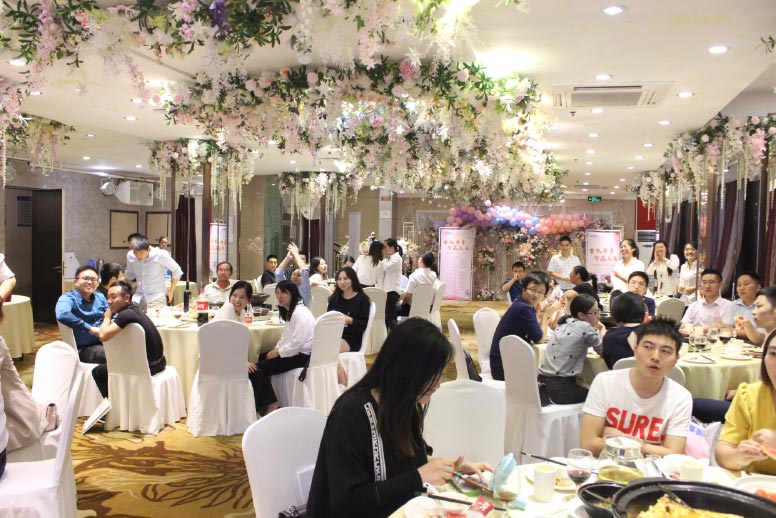 金秋華章 智贏未來(lái)——2019百度營(yíng)銷(xiāo)教育行業(yè)客戶中秋聯(lián)誼會(huì)圓滿落幕！